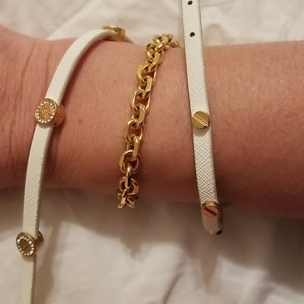 Henri Bendel bracelet